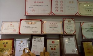 青编筑梦 竹见未来｜“竹梦飞扬”实践团对话市级竹编非遗传承人蔡红光
